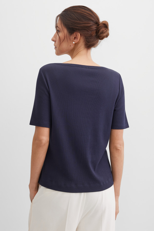 Футболка прямого кроя