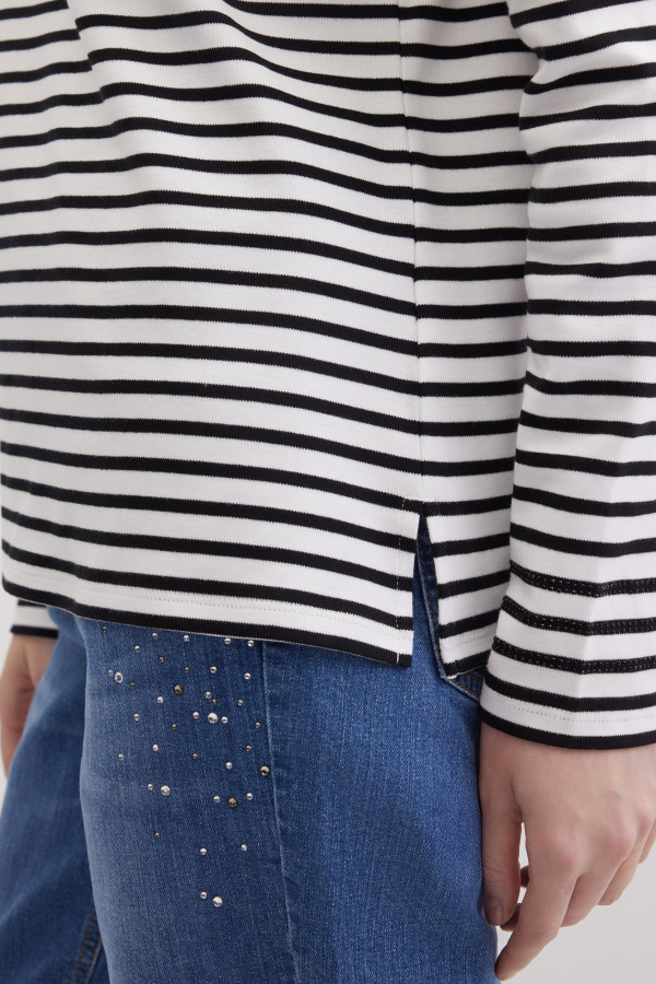 Лонгслив трикотажный в полоску