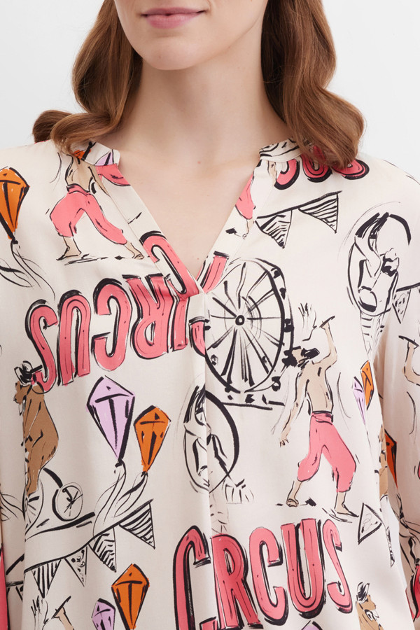 Блузка из вискозы