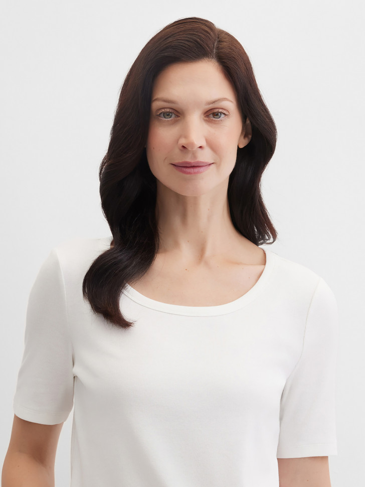 Футболка прямого кроя