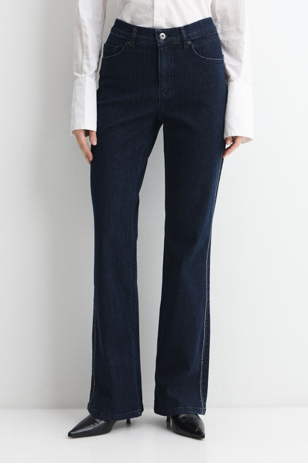 Джинсы прямого кроя