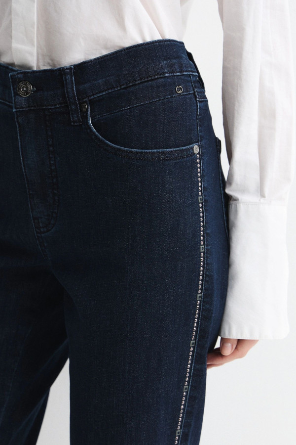 Джинсы прямого кроя
