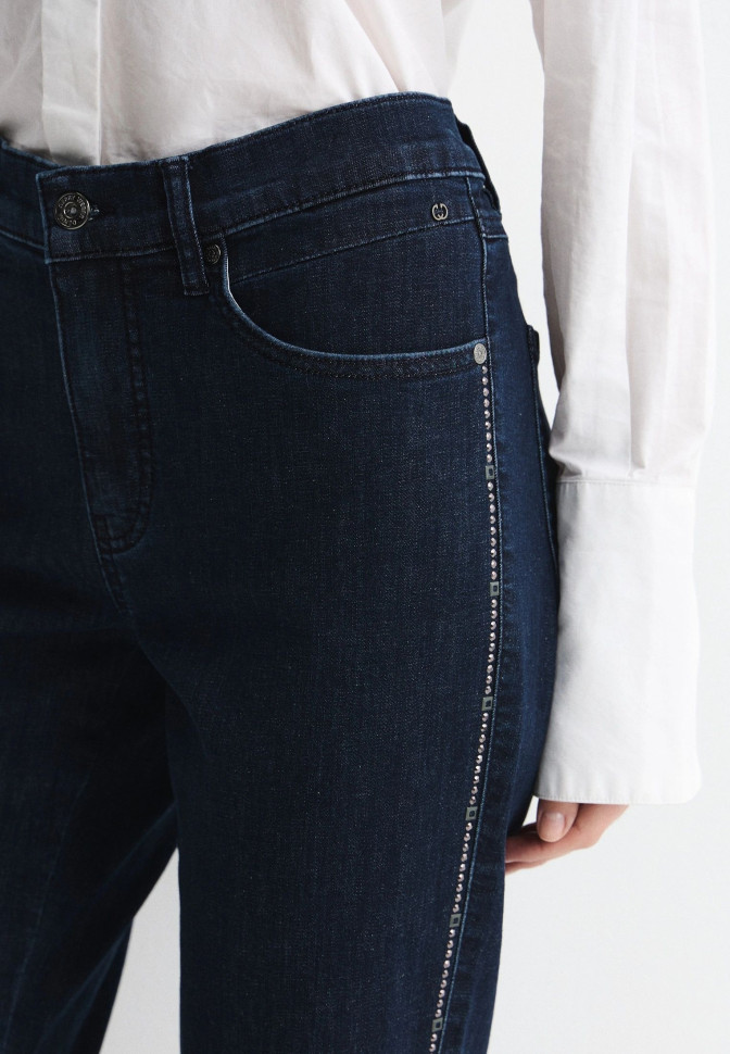 Джинсы прямого кроя