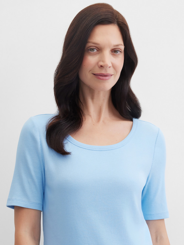 Футболка прямого кроя