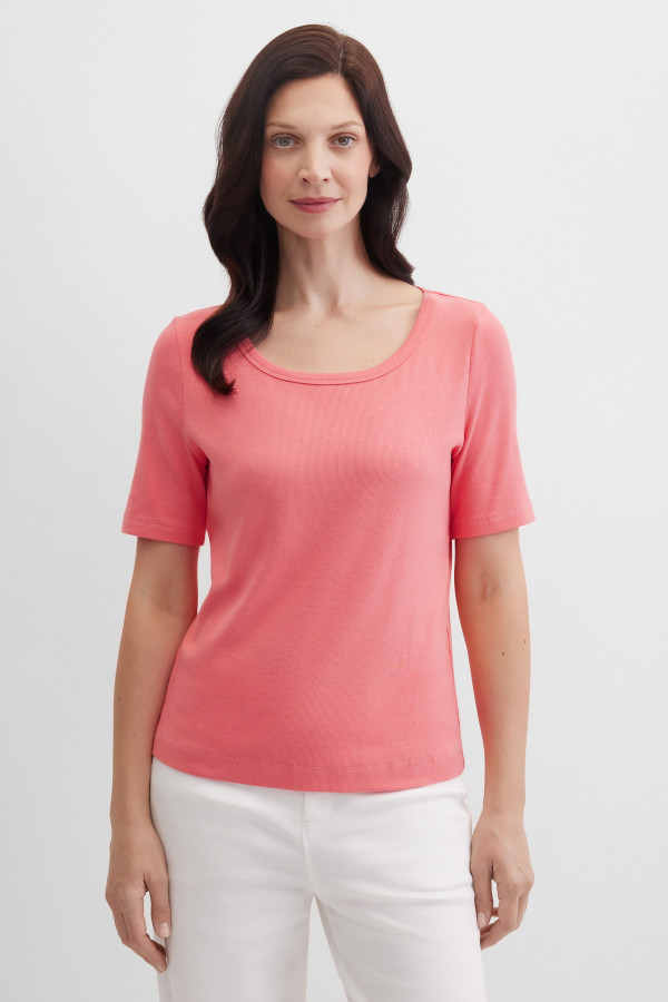 Футболка прямого кроя