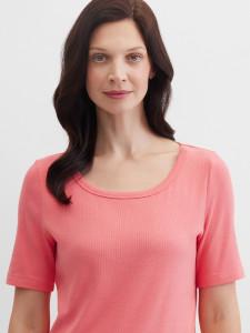 Футболка прямого кроя