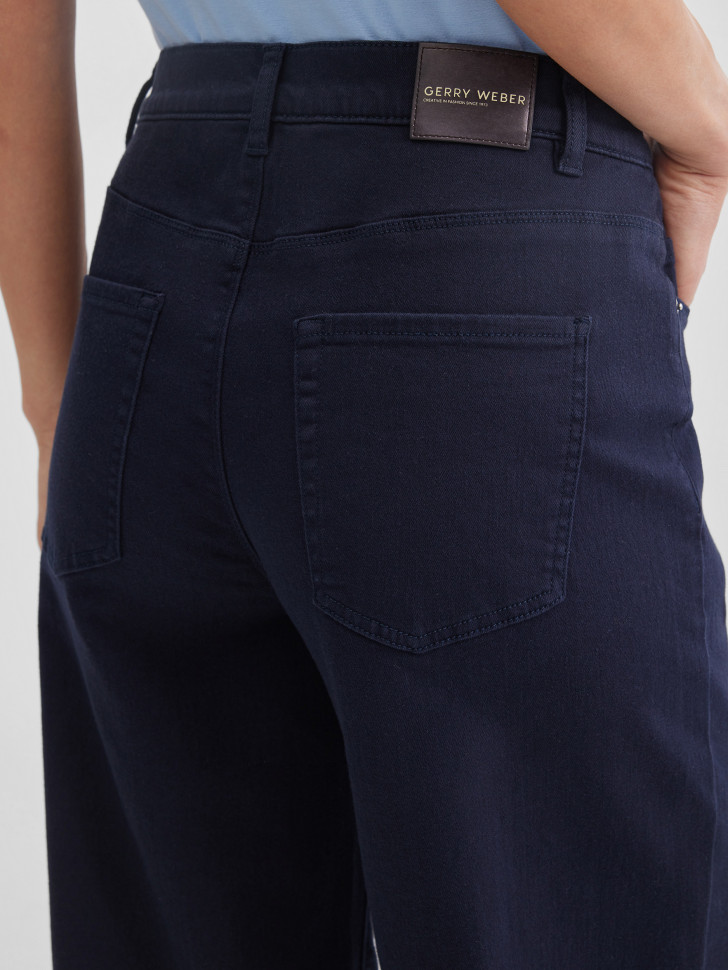 Джинсы широкие