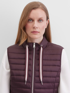 Жилет утепленный