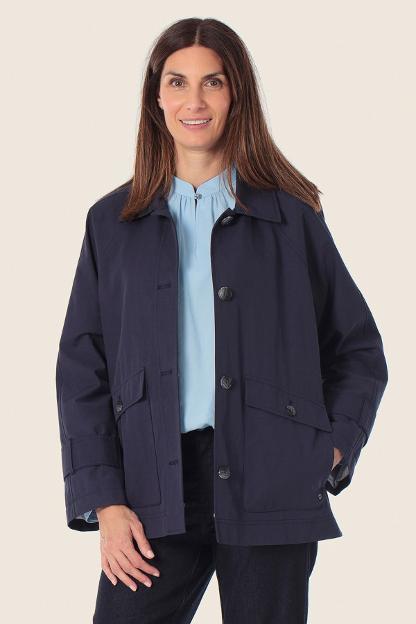 Ветровка свободного силуэта