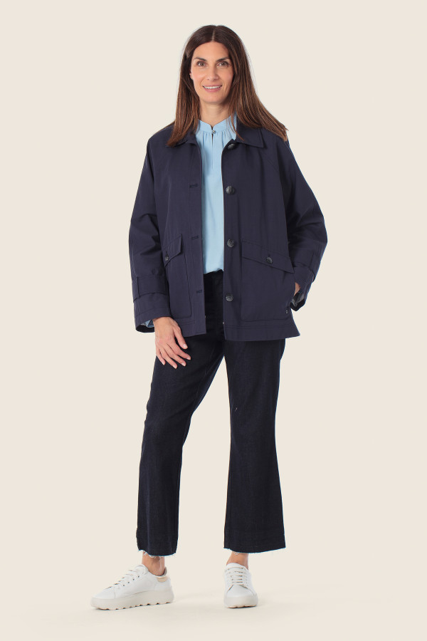 Ветровка свободного силуэта