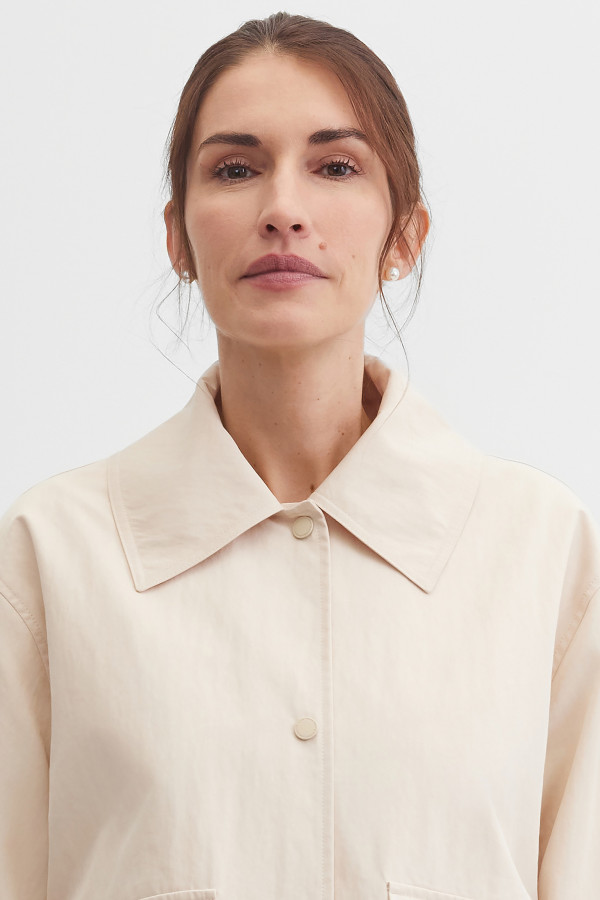 Плащ укороченный