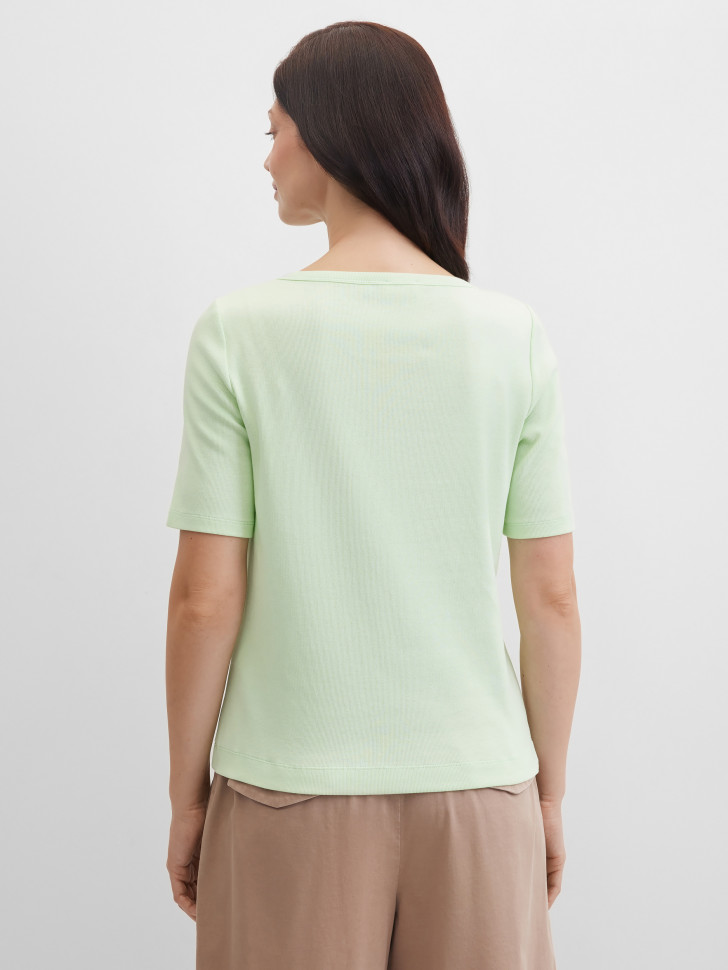 Футболка прямого кроя