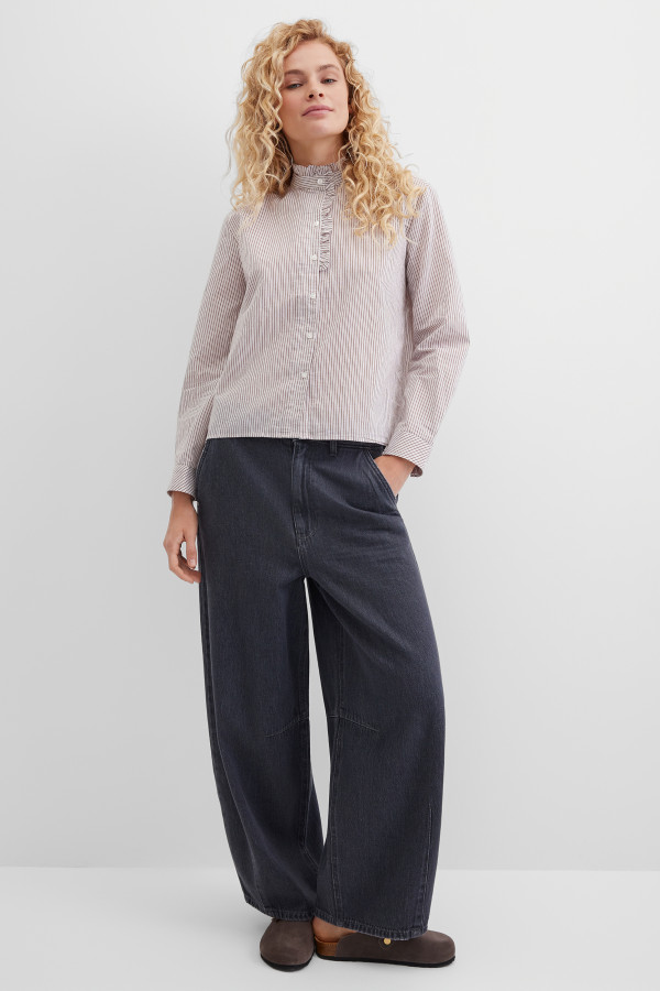 Джинсы широкие