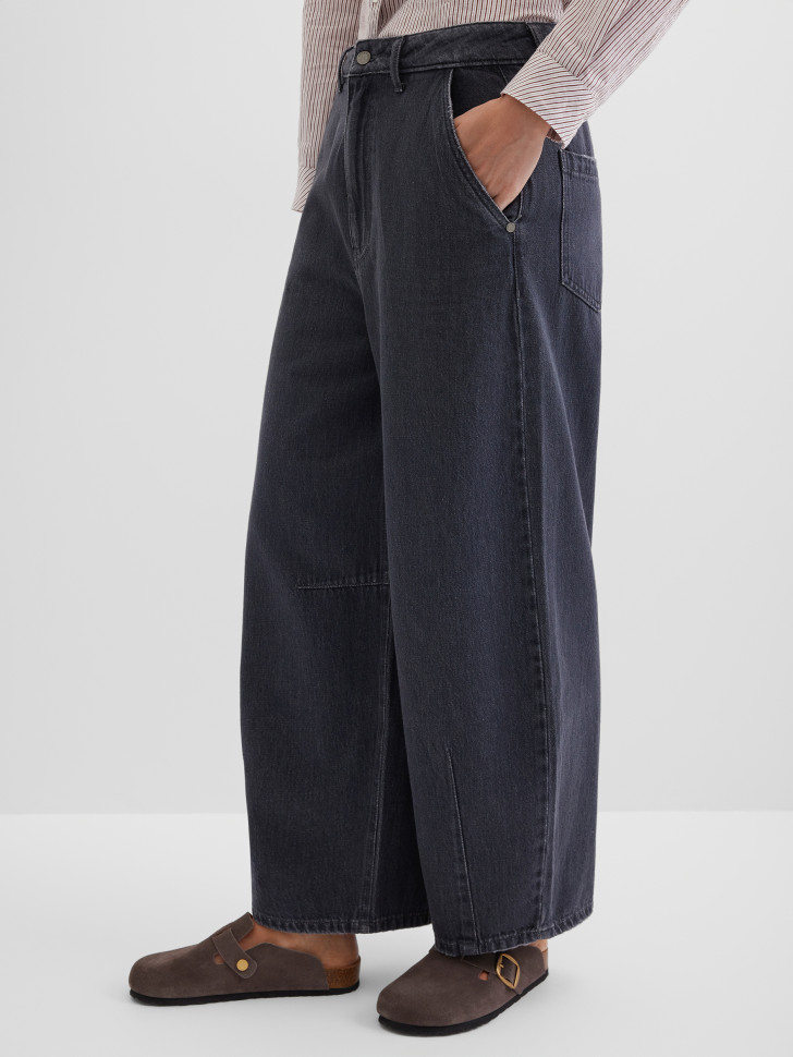 Джинсы широкие