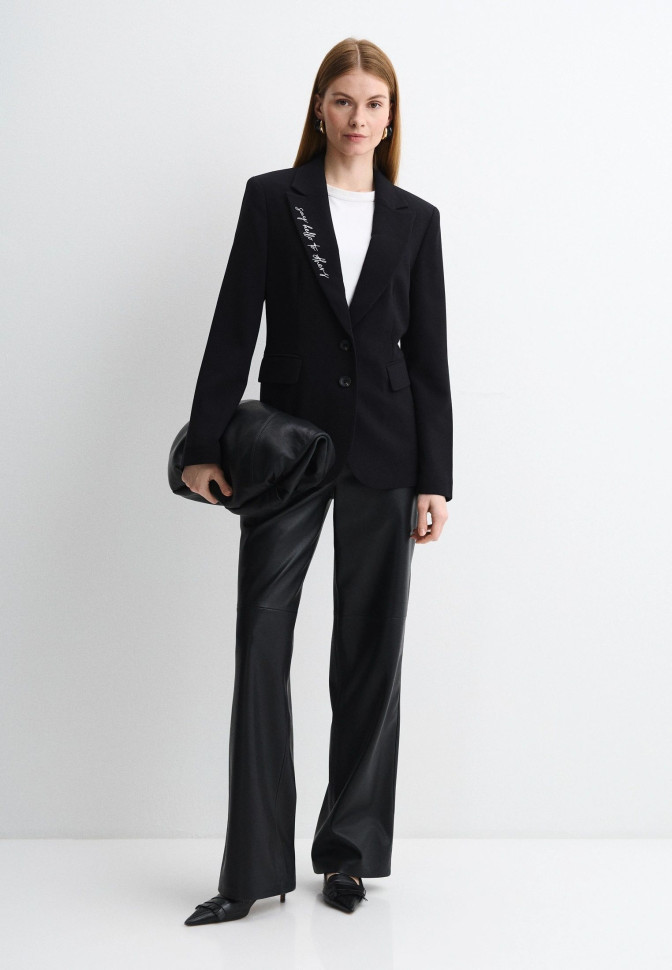 Жакет классический однобортный с вышивкой