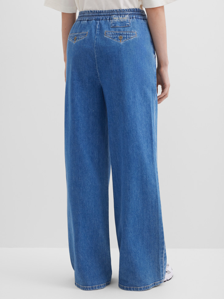 Джинсы широкие