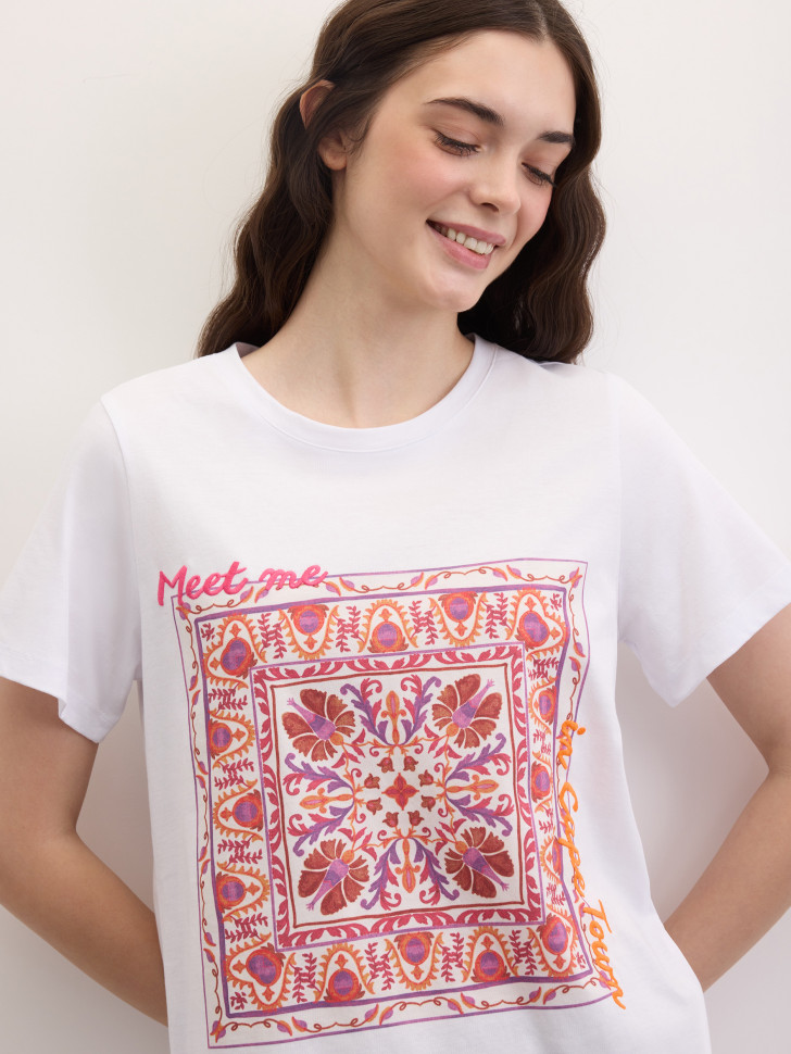 Футболка с принтом