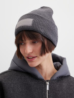 Шапка вязаная