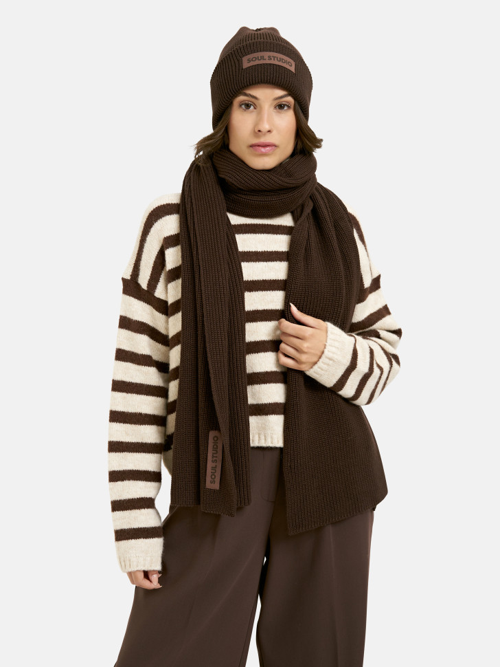 Шарф вязаный