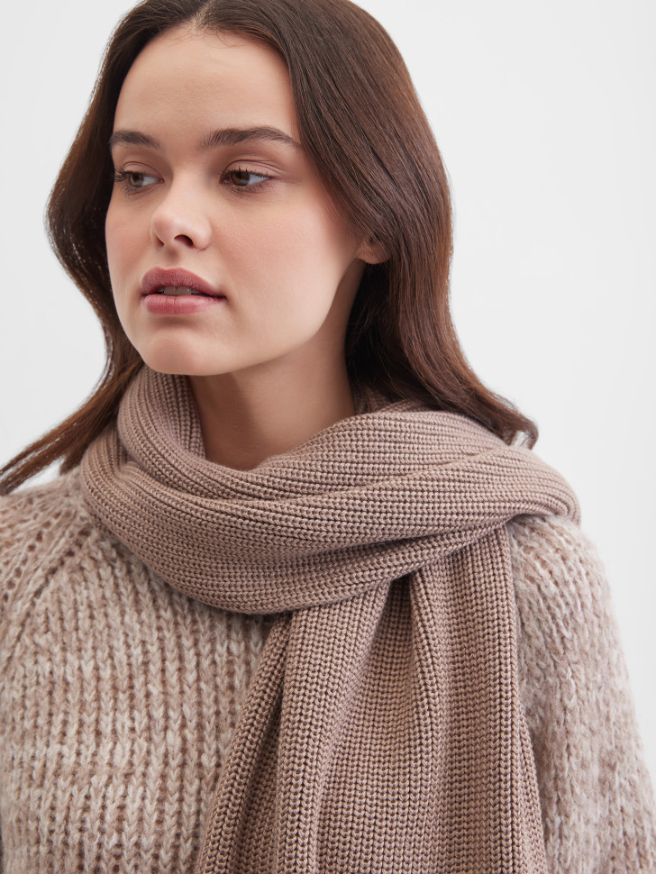 Шарф вязаный