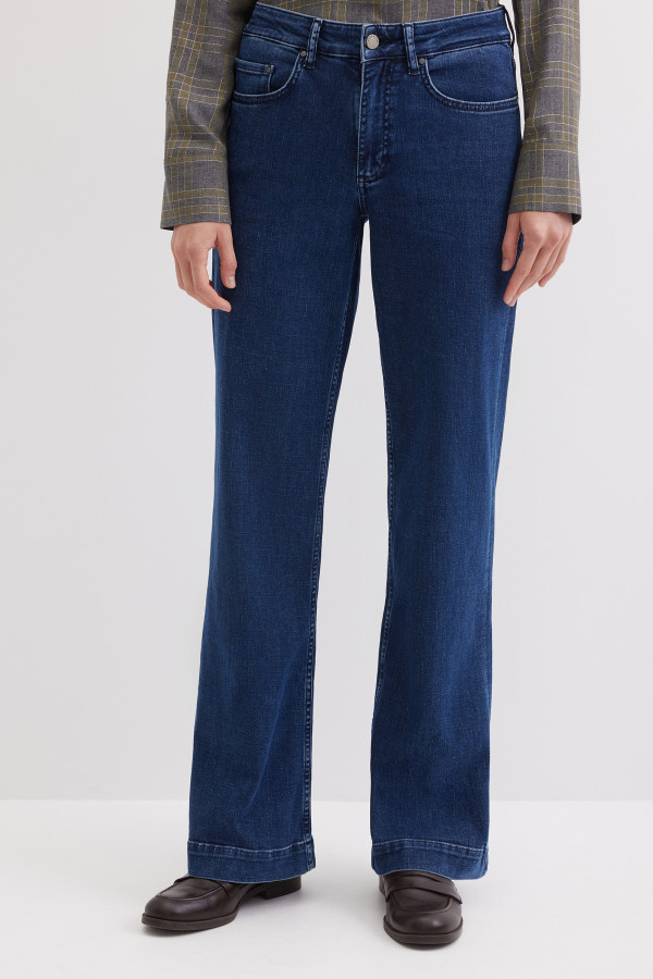 Джинсы прямые