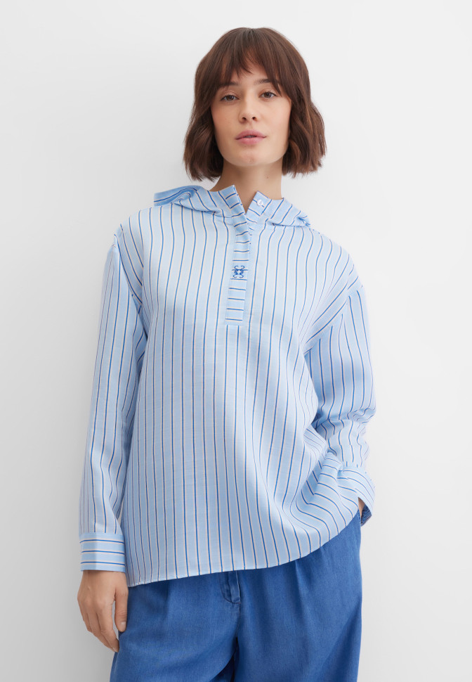 Рубашка с капюшоном