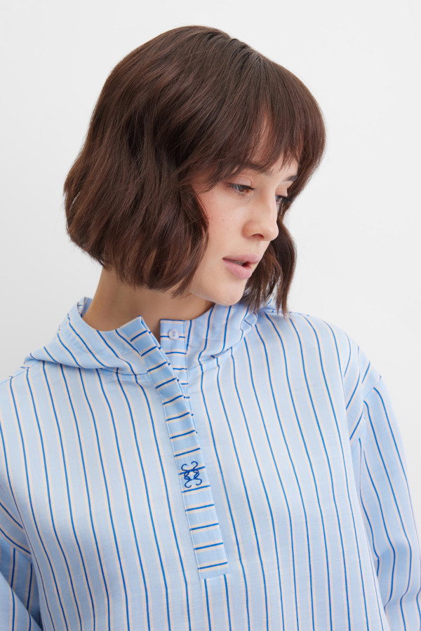 Рубашка с капюшоном