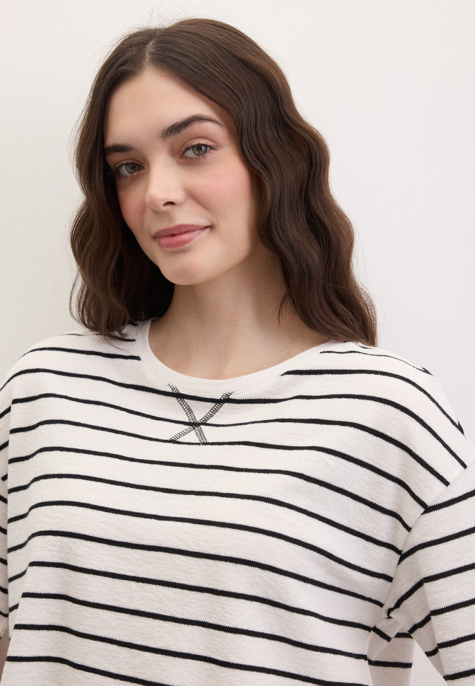Футболка в полоску