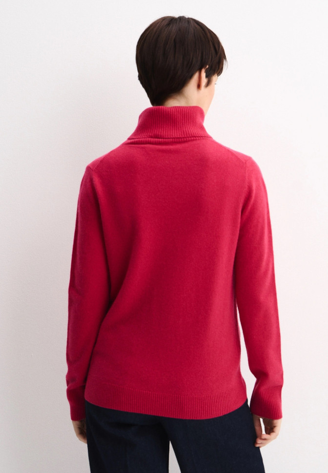 Водолазка прямого кроя