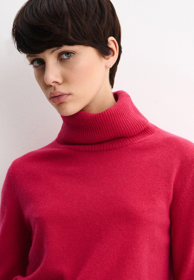 Водолазка прямого кроя