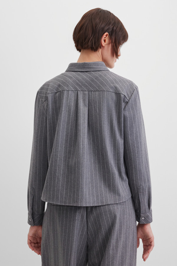 Рубашка укороченная в полоску