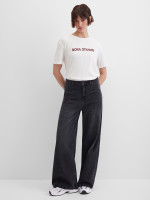 Джинсы широкие