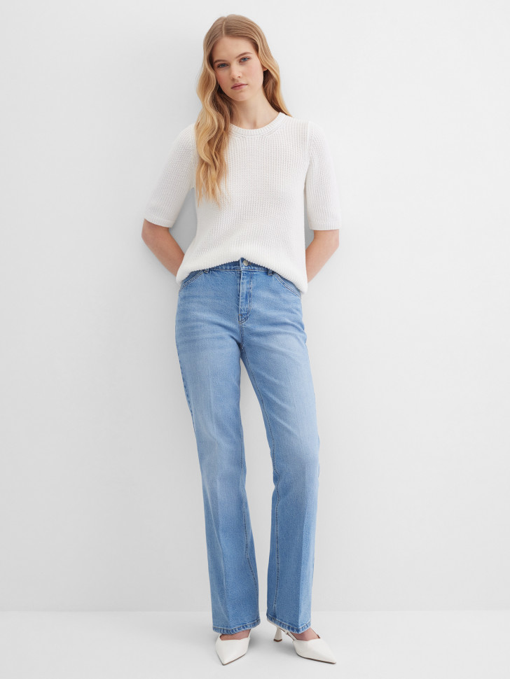 Джинсы расклешенные