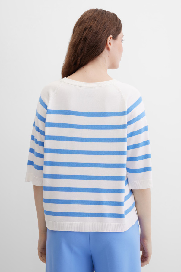 Джемпер свободный