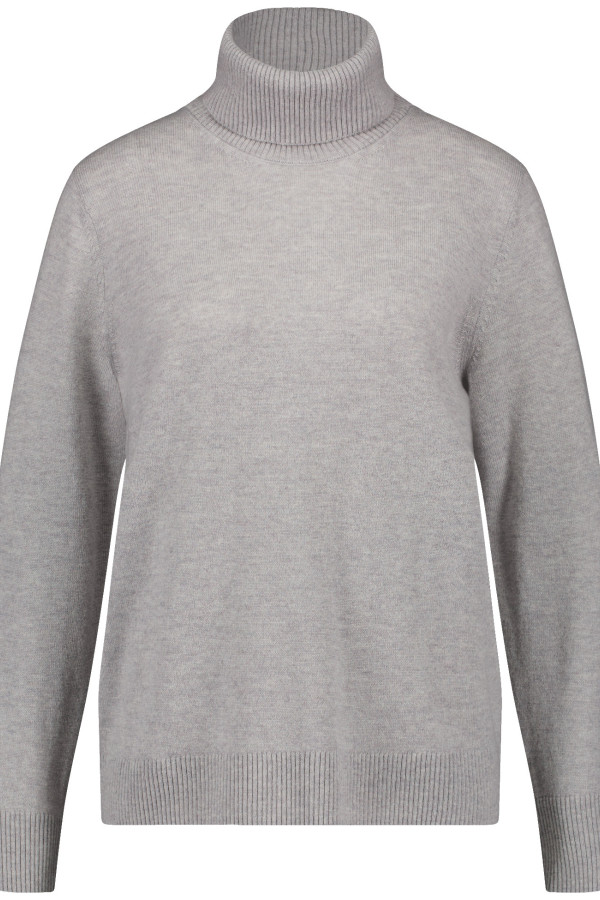 Водолазка прямого кроя