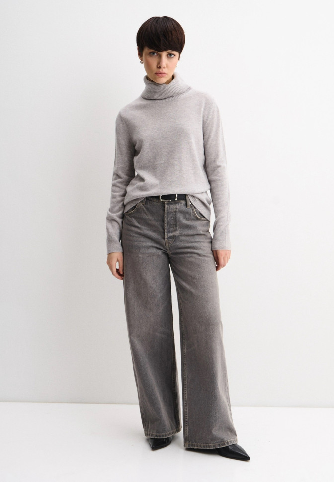 Водолазка прямого кроя