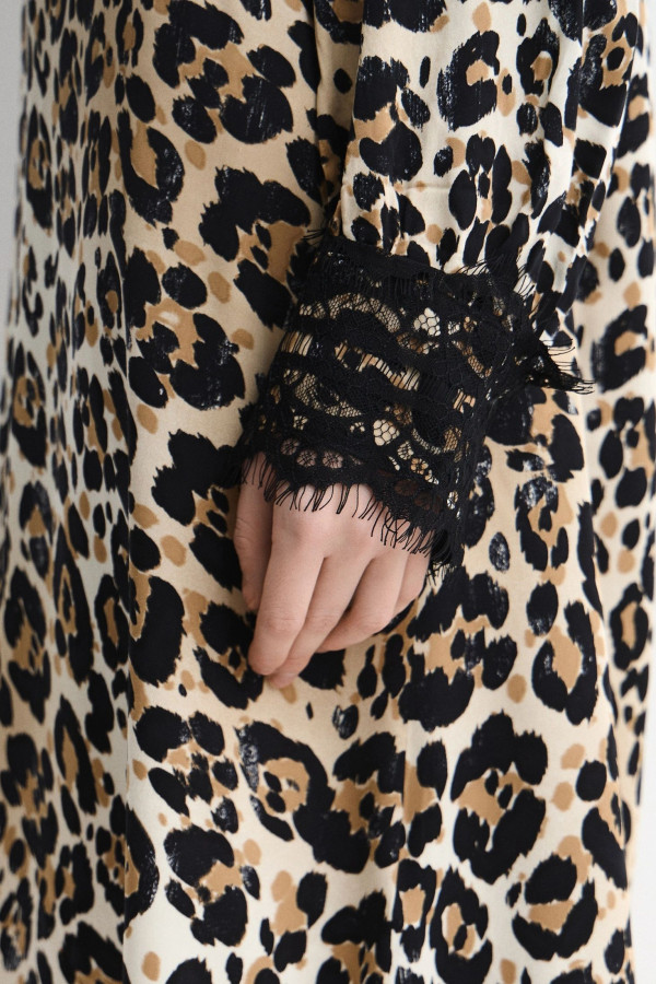 Платье с леопардовым принтом