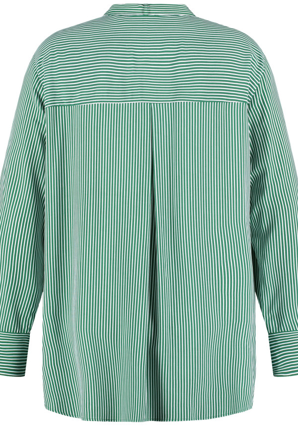 Блузка с бантом в полоску