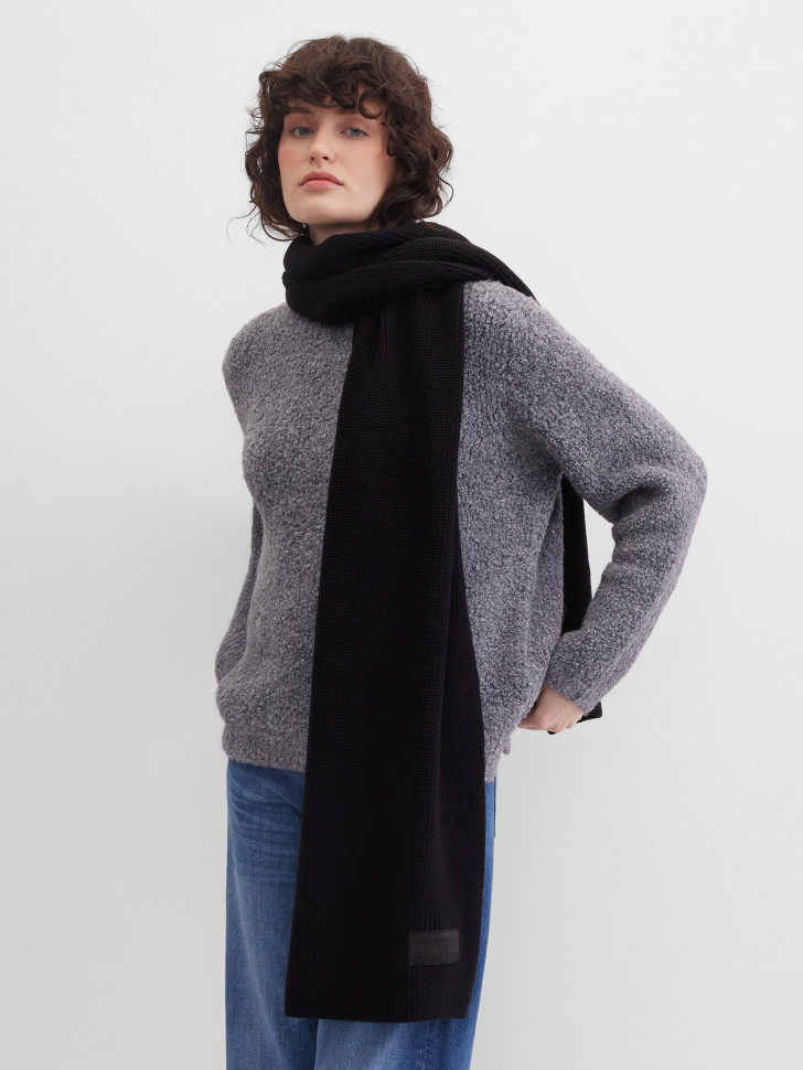 Шарф вязаный