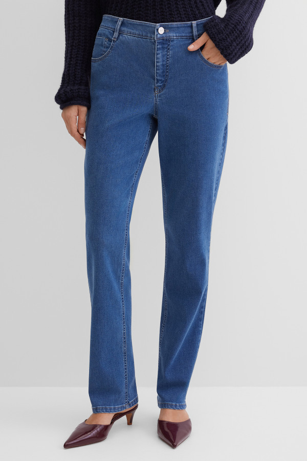 Джинсы зауженные