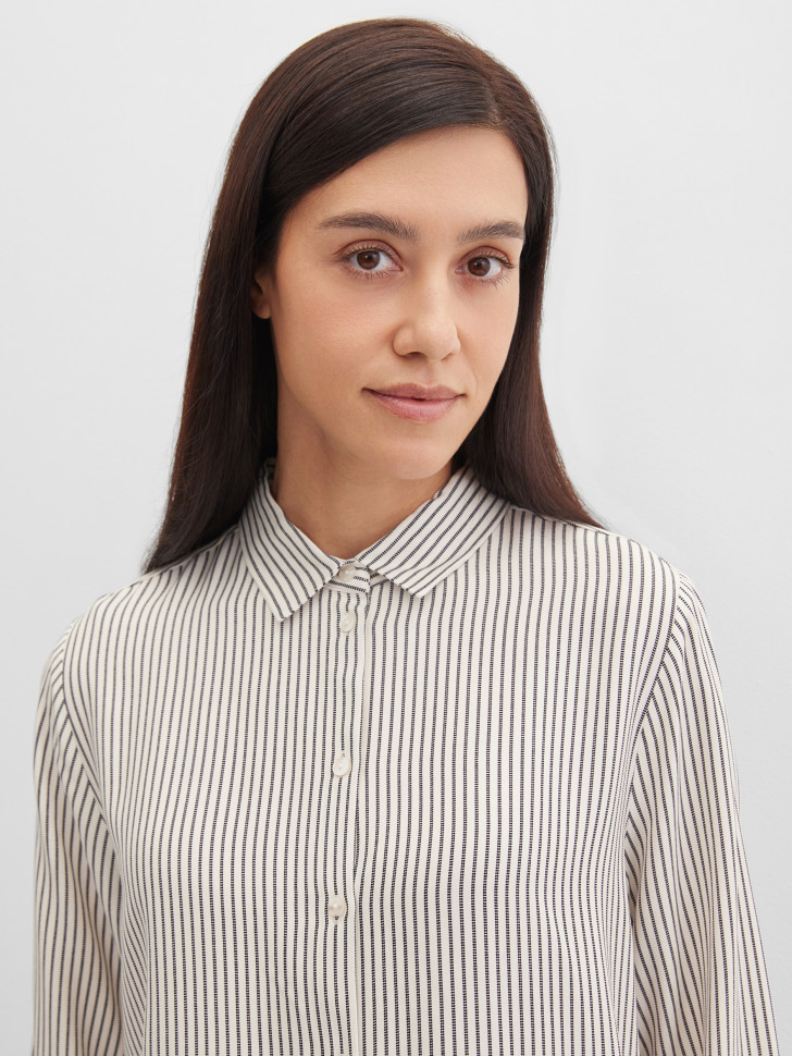 Блузка с длинным рукавом