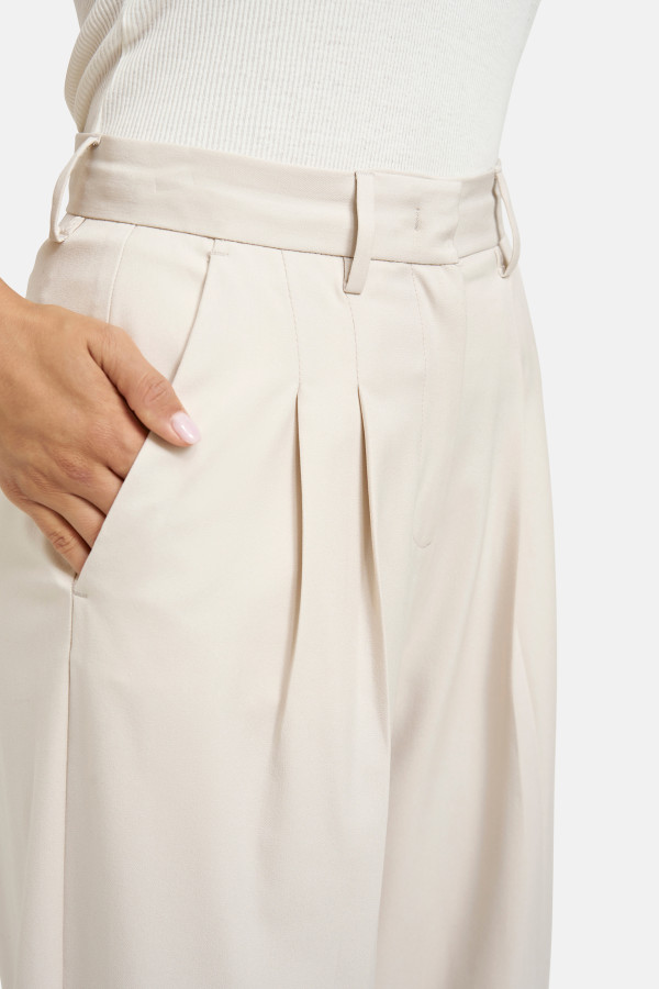 Брюки широкие укороченные