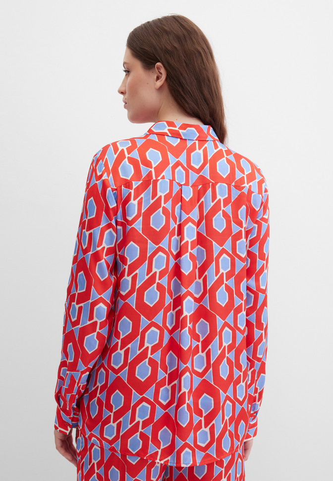 Блузка с длинным рукавом