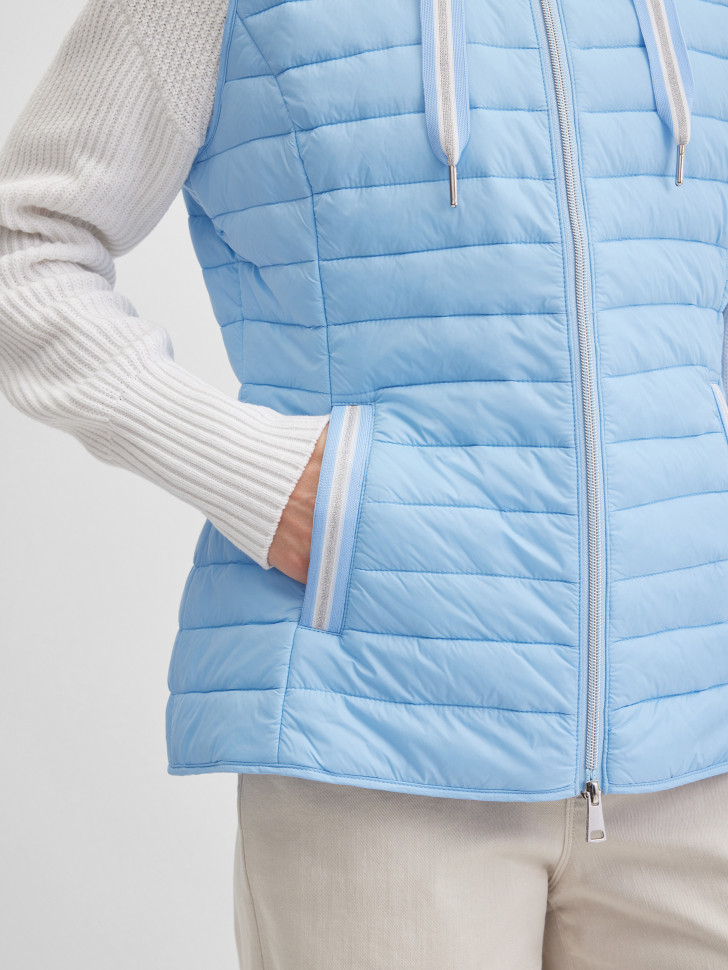 Жилет стеганый утепленный