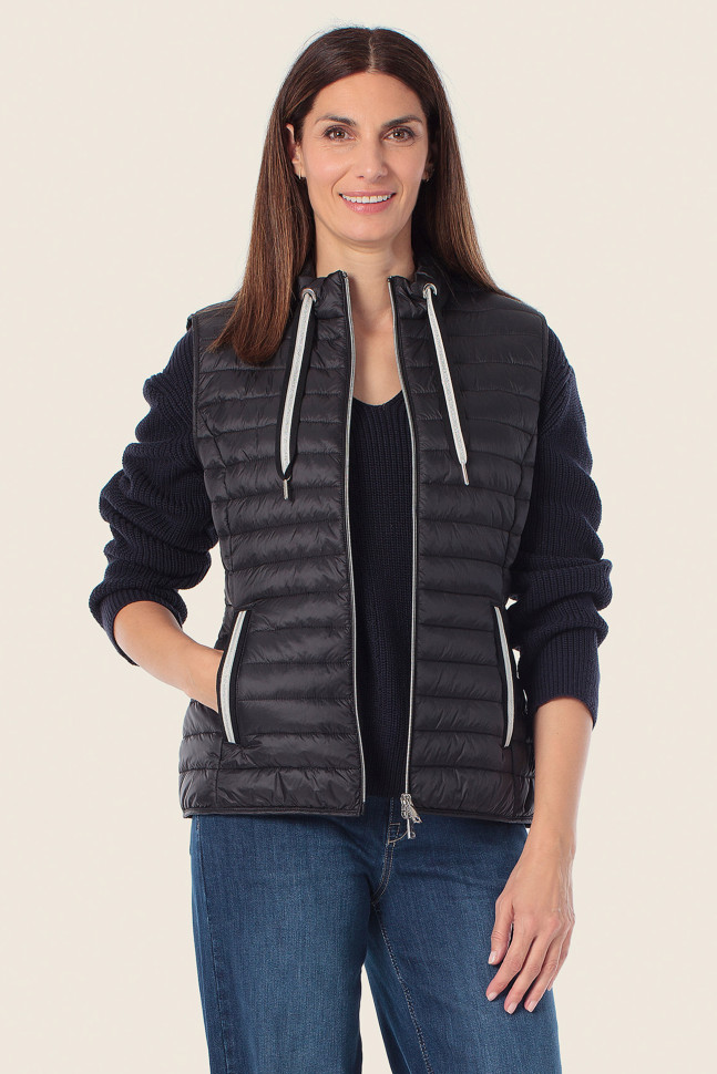 Жилет стеганый утепленный