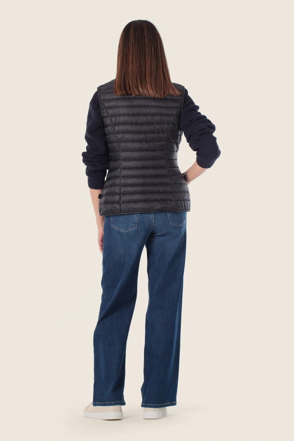 Жилет стеганый утепленный