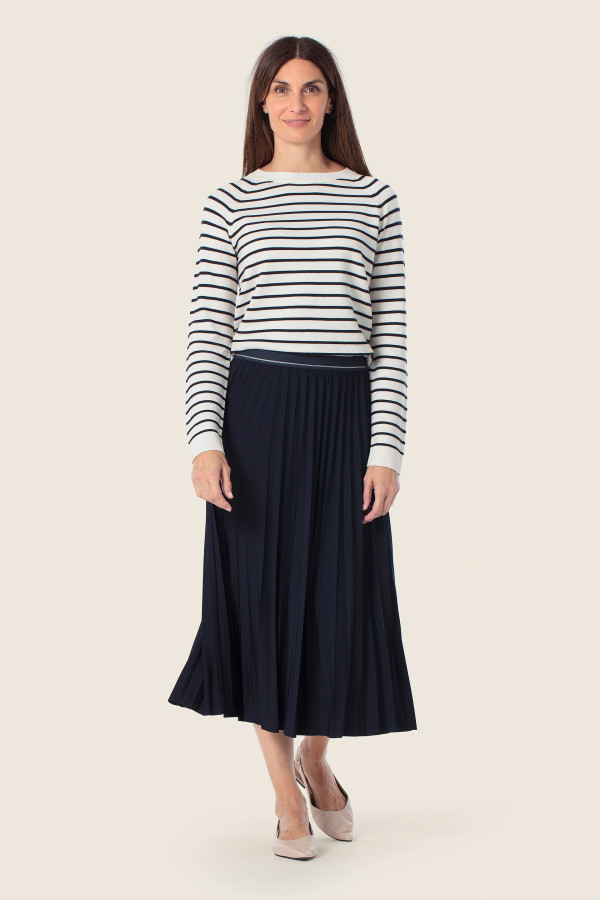 Джемпер в полоску