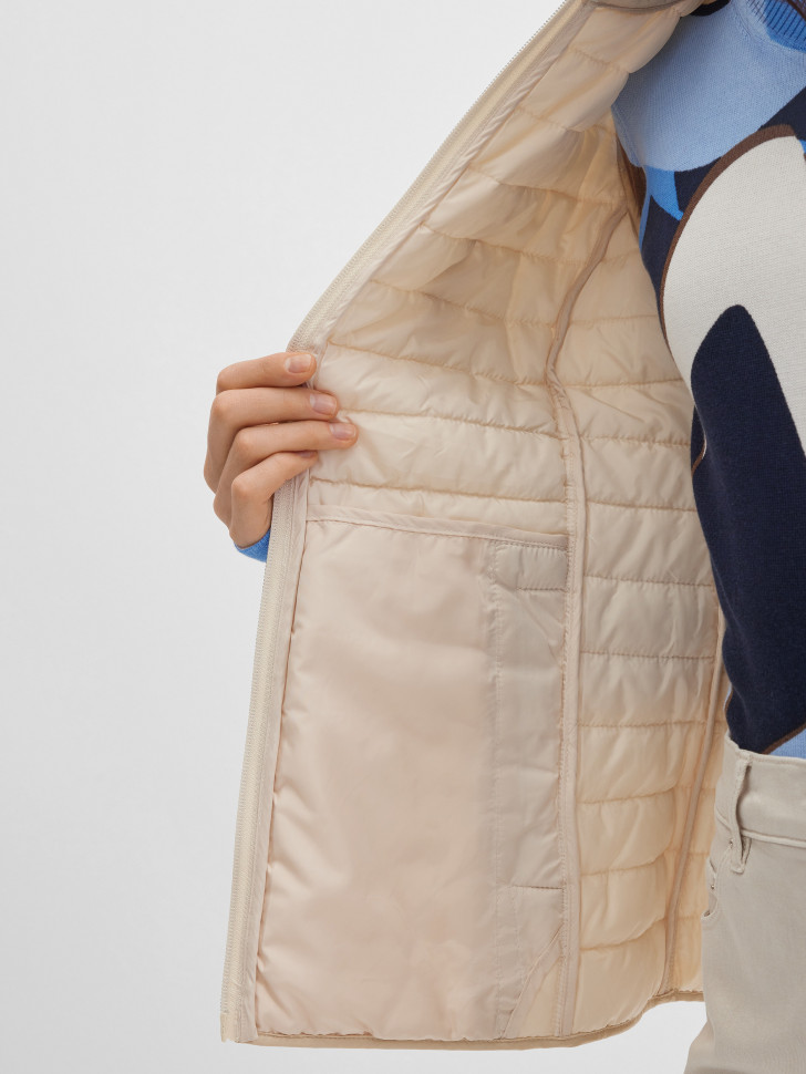 Жилет стеганый утепленный