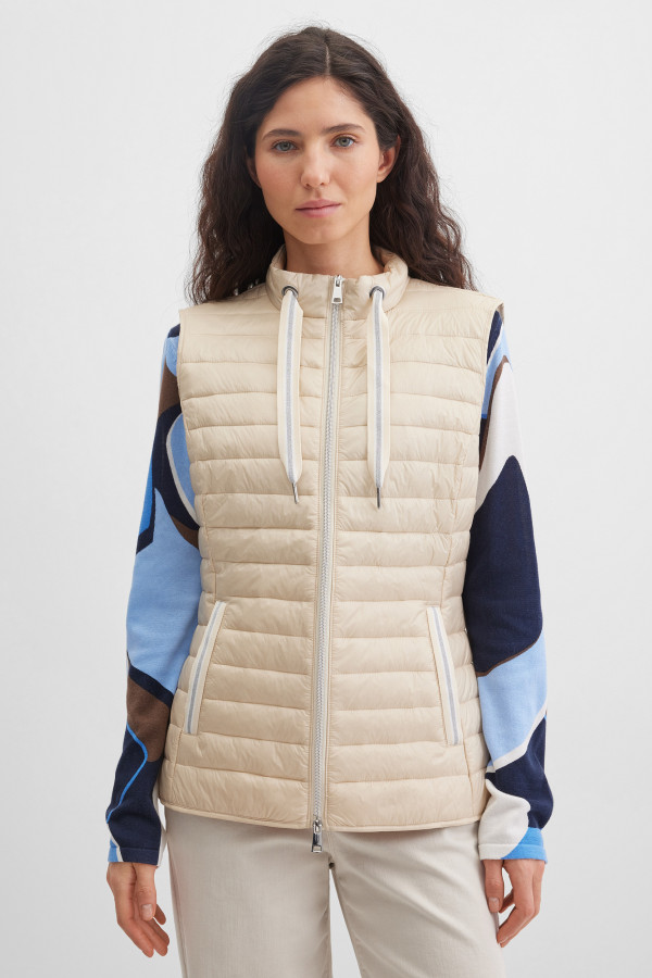 Жилет стеганый утепленный