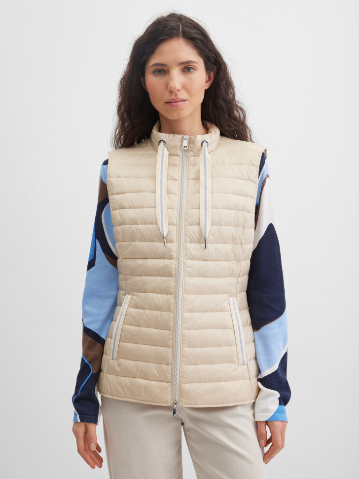 Жилет стеганый утепленный